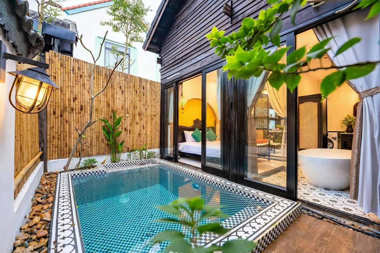 Hoi An Oasis Rosie Villa - 1 Bedroom With Private Pool And Garden View, Local Hoi An Decor